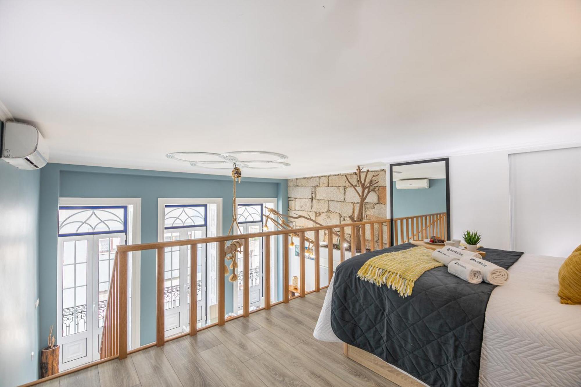 Ferienwohnung Deluxe Spacious Flats w Mezzanine by Host Wise Porto Zimmer foto
